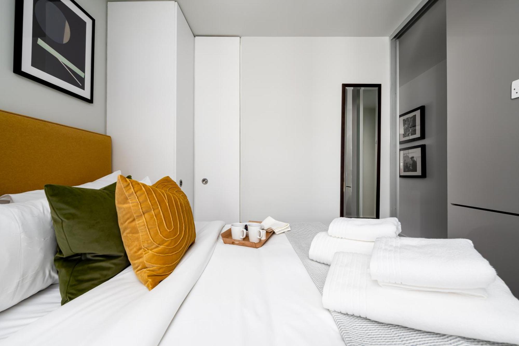Liverpool Street I Your Apartment
