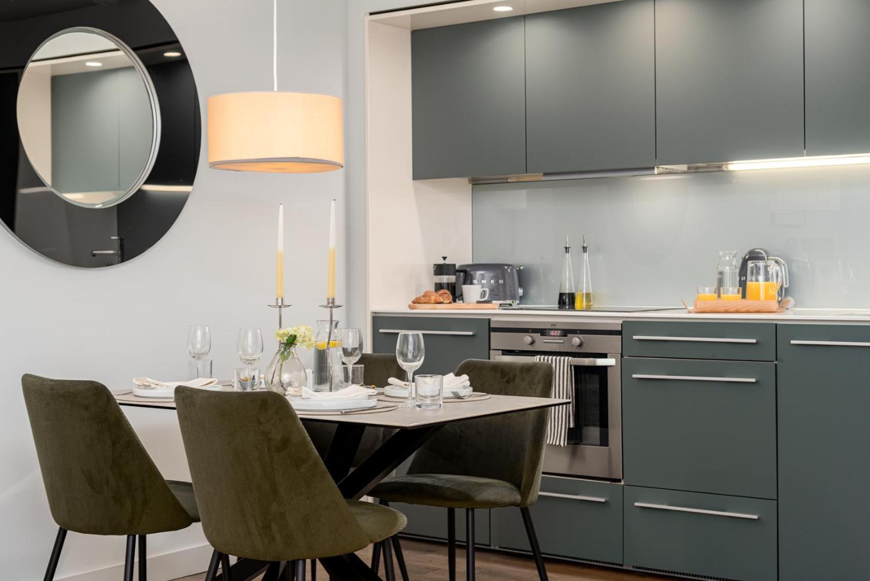 Liverpool Street I Your Appartement