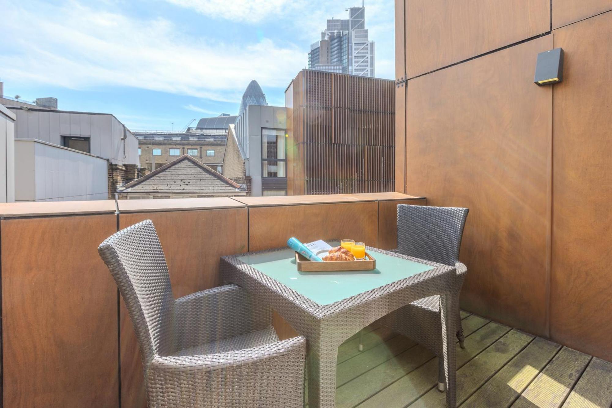 Liverpool Street I Your Appartement *